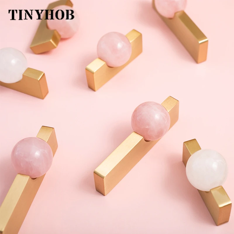 Furniture Hardware Drop Pulls - ホワイトクリスタルボール + 真鍮家具ハンドル食器棚引き出しプルキッチンキャビネットノブワードローブハードウェアドロップシッピング利用可能
